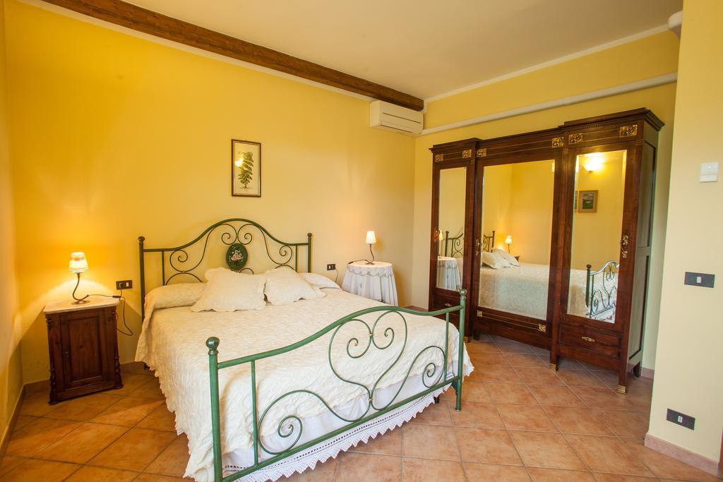 Bio Agriturismo Pratini Monte Lopio Szoba fotó