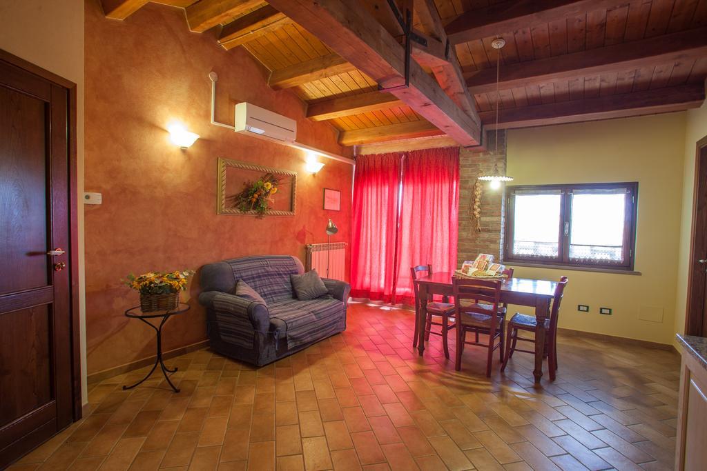 Bio Agriturismo Pratini Monte Lopio Szoba fotó